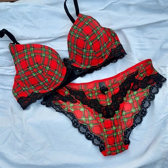 Adore Me Women's Bra and Panty Christmas Plaid Set - Picture 1 of 11